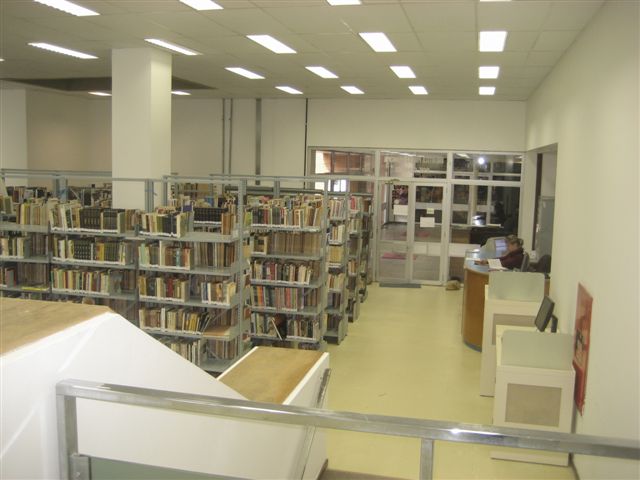 Biblioteca ap�s a reforma