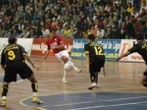 Decisão da Liga Nacional de Futsal começou no Tesourinha